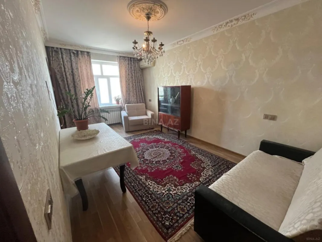 Satılır 3 otaqlı mənzil 90 m²