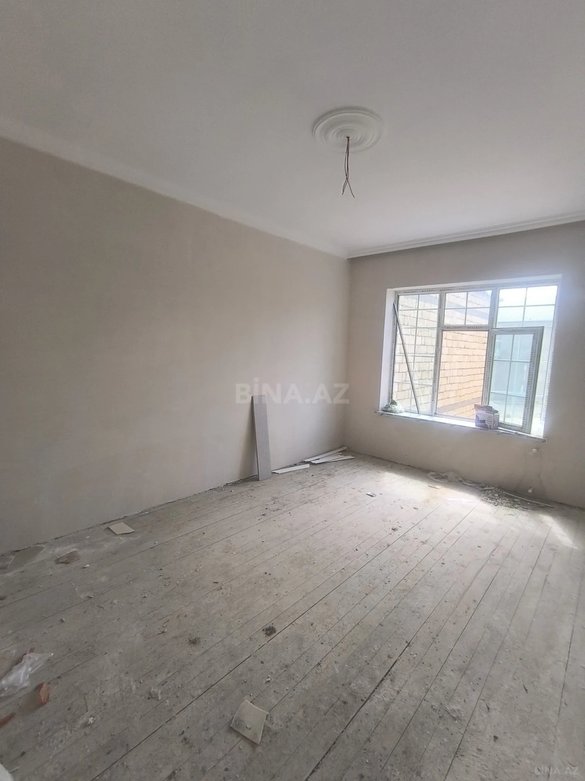 Satılır 3 otaqlı həyət evi 100 m²