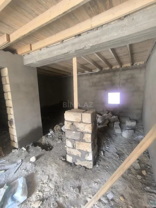 Satılır 3 otaqlı həyət evi 100 m²
