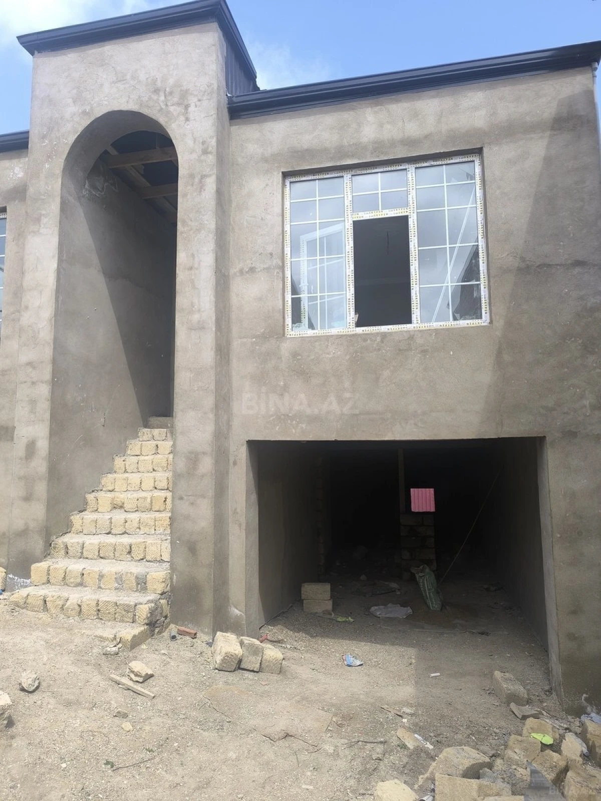 Satılır 3 otaqlı həyət evi 100 m²