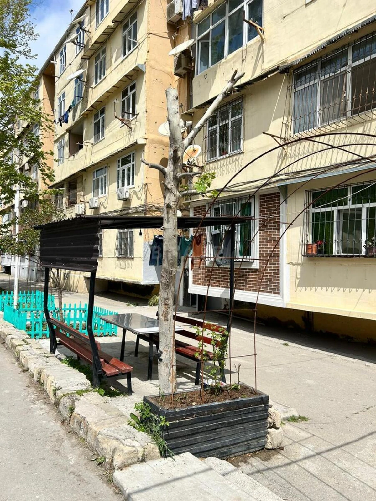 Satılır 2 otaqlı mənzil 65 m²