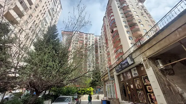 Satılır 3 otaqlı mənzil 82 m²