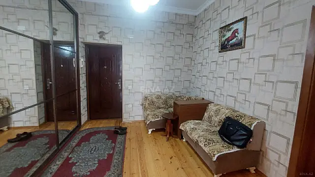 Satılır 3 otaqlı mənzil 82 m²