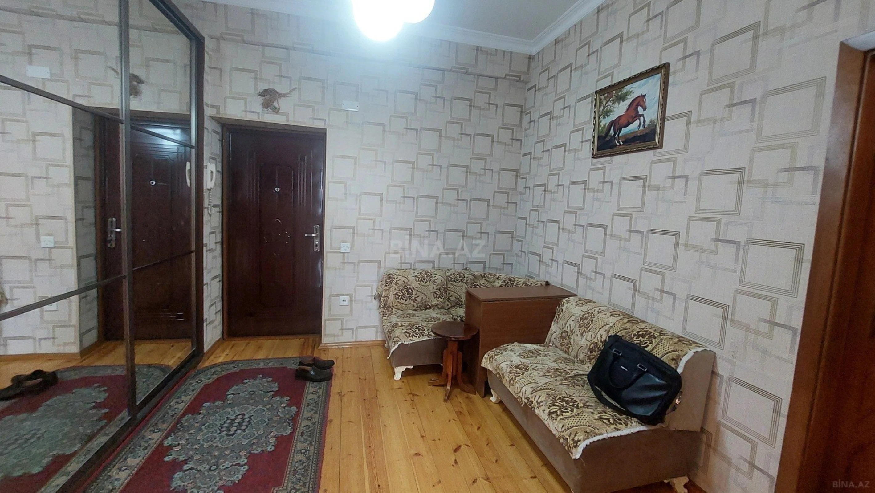 Satılır 3 otaqlı mənzil 82 m²