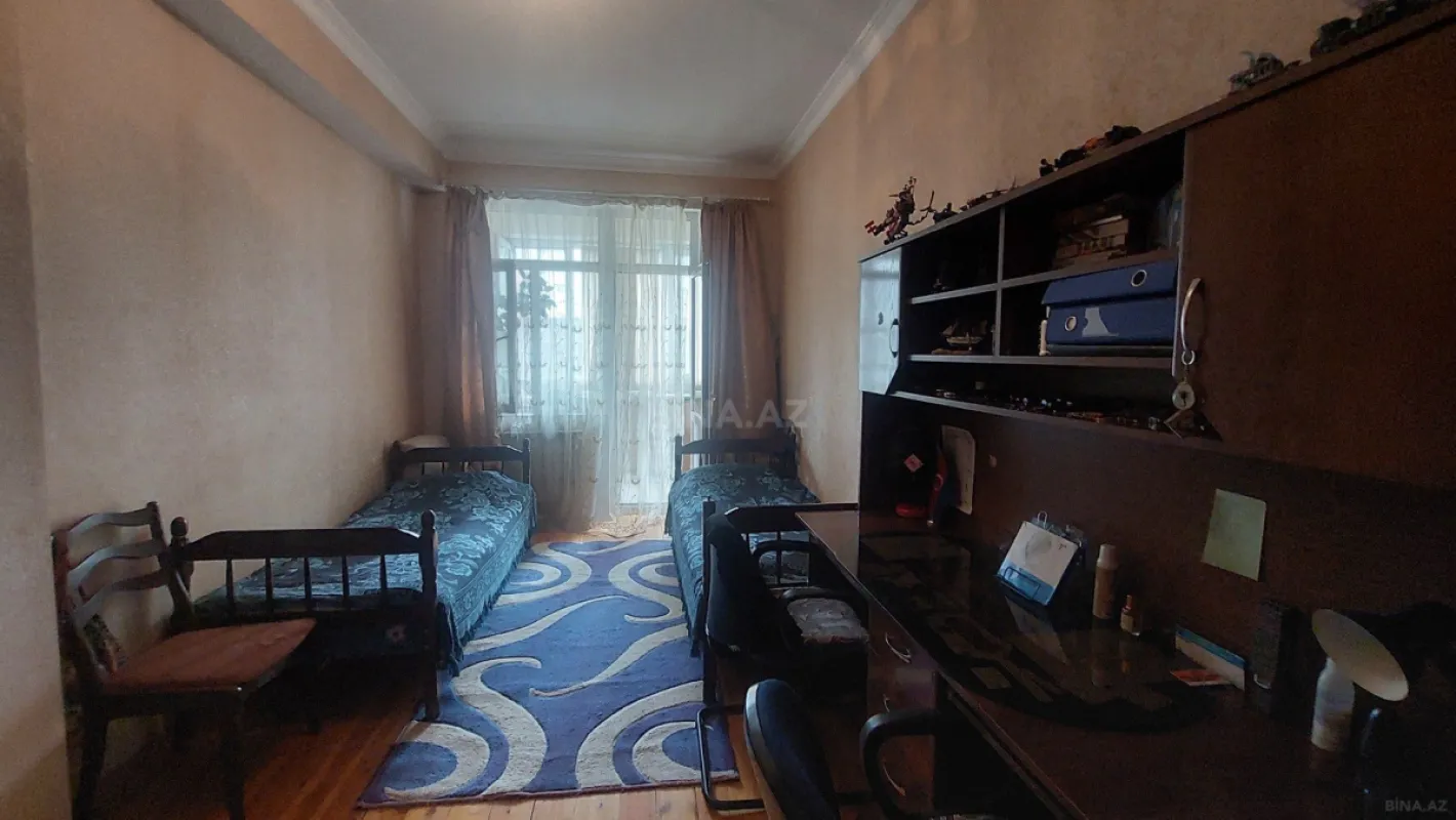 Satılır 3 otaqlı mənzil 82 m²