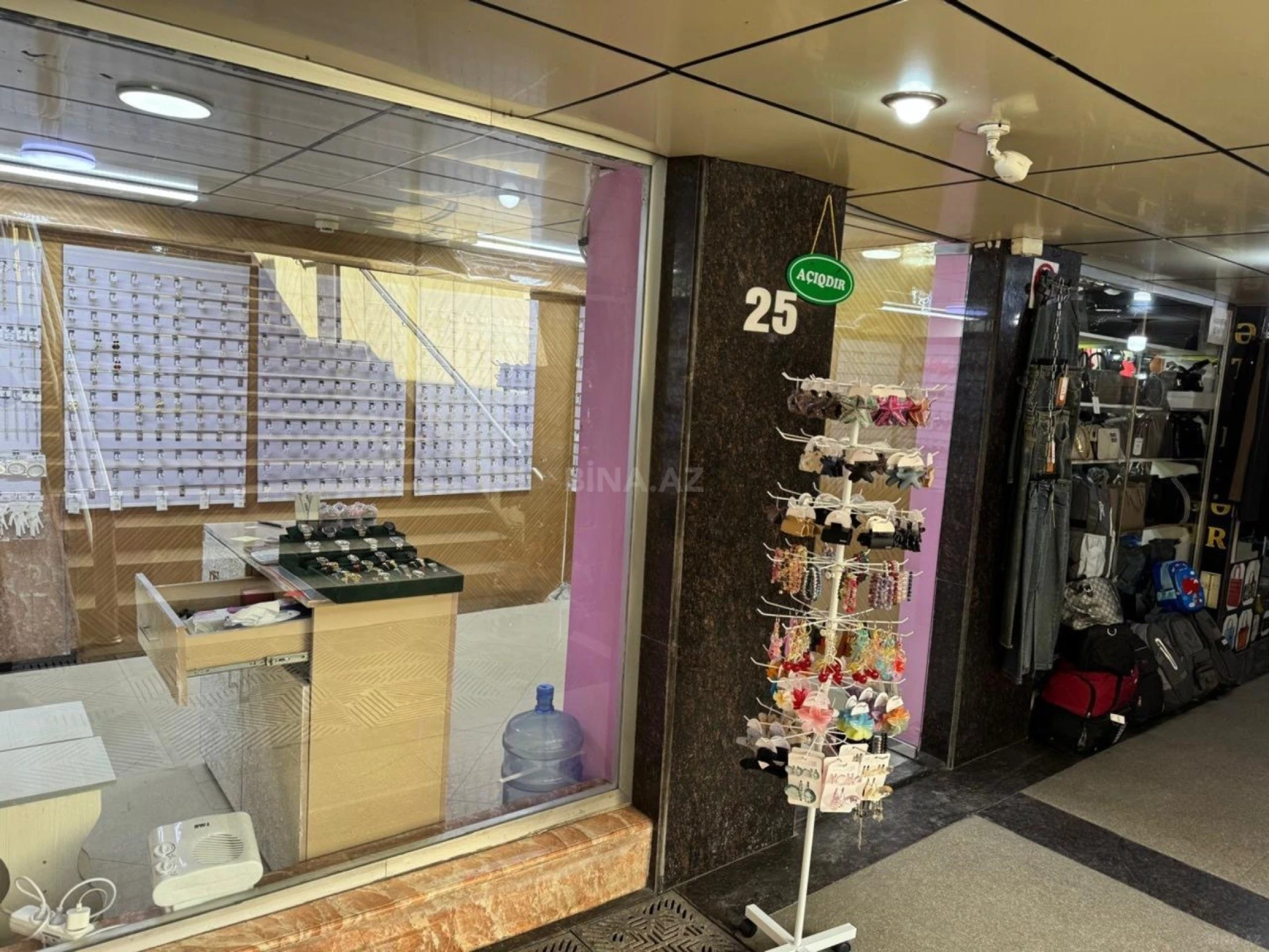 Satılır obyekt 10.5 m²