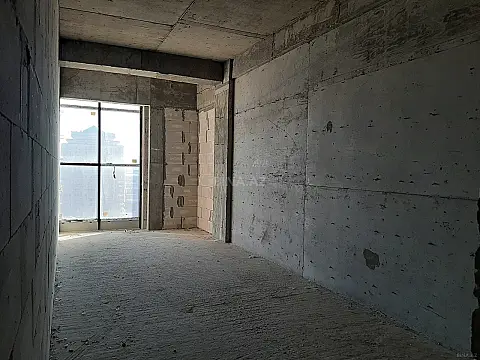 Satılır 3 otaqlı mənzil 130 m²