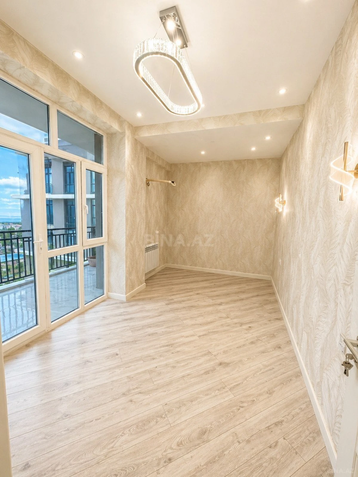 Satılır 3 otaqlı mənzil 90 m²