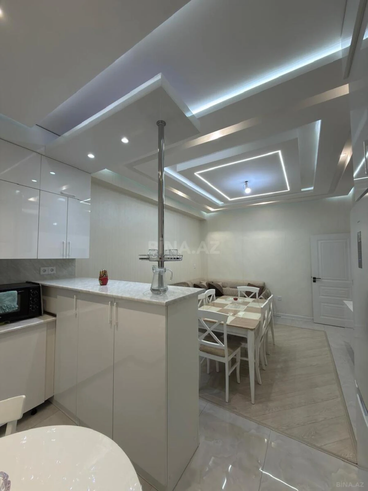 Satılır 2 otaqlı mənzil 60 m²