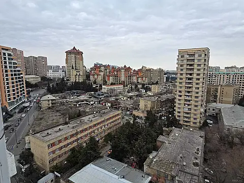 Satılır 1 otaqlı mənzil 66 m²