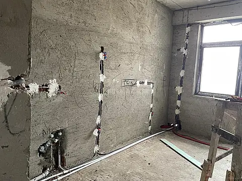 Kirayə verilir 2 otaqlı mənzil 100 m²