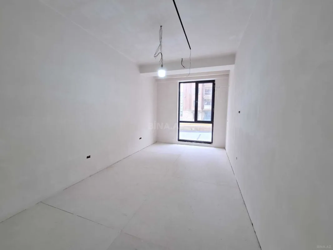 Satılır 2 otaqlı mənzil 145 m²