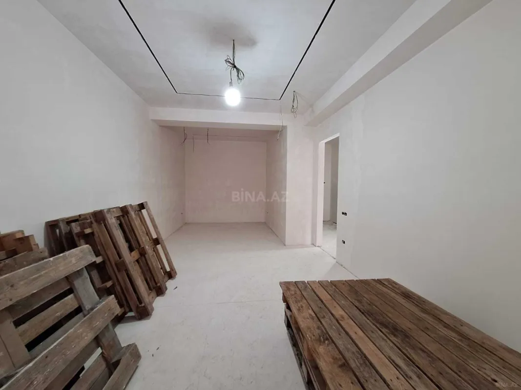 Satılır 2 otaqlı mənzil 145 m²