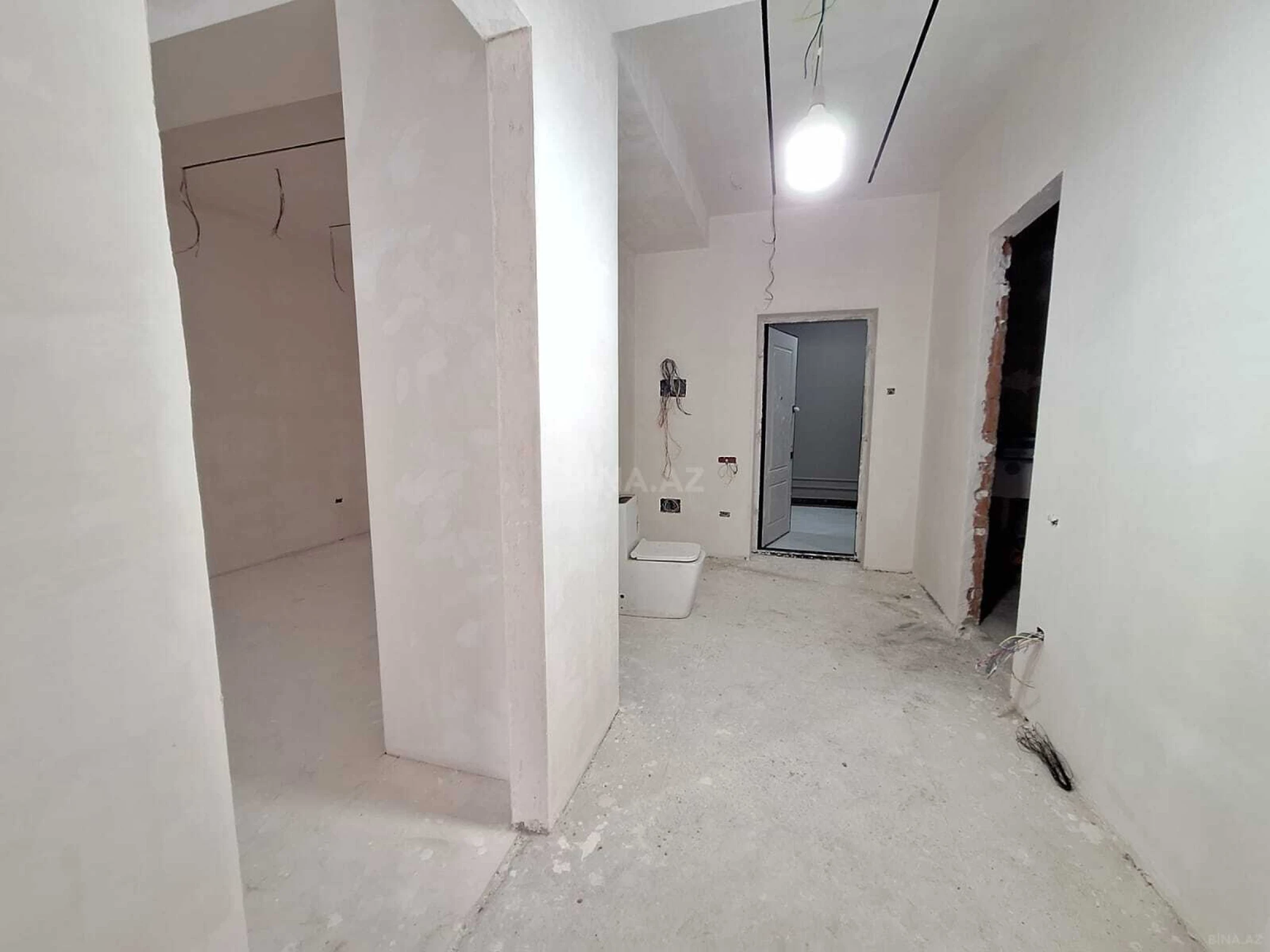 Satılır 2 otaqlı mənzil 145 m²