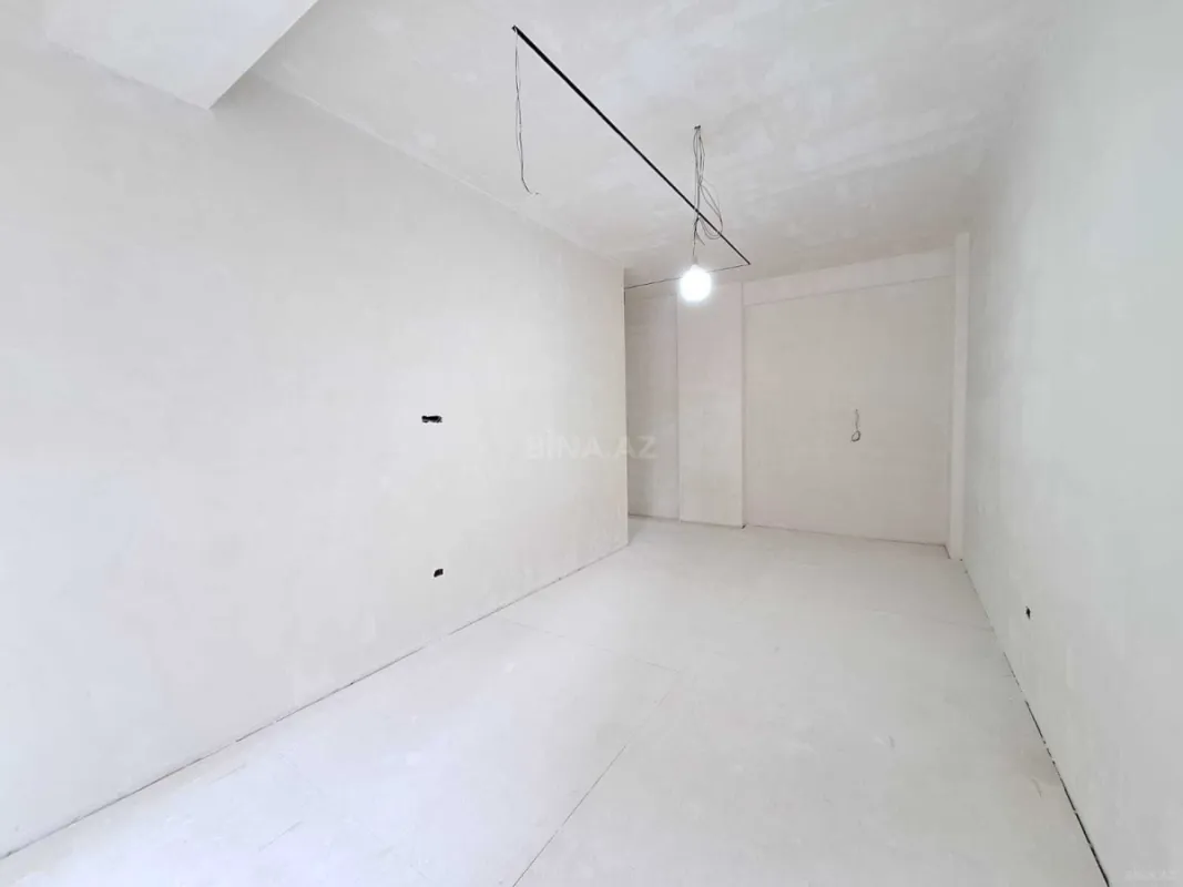 Satılır 2 otaqlı mənzil 145 m²