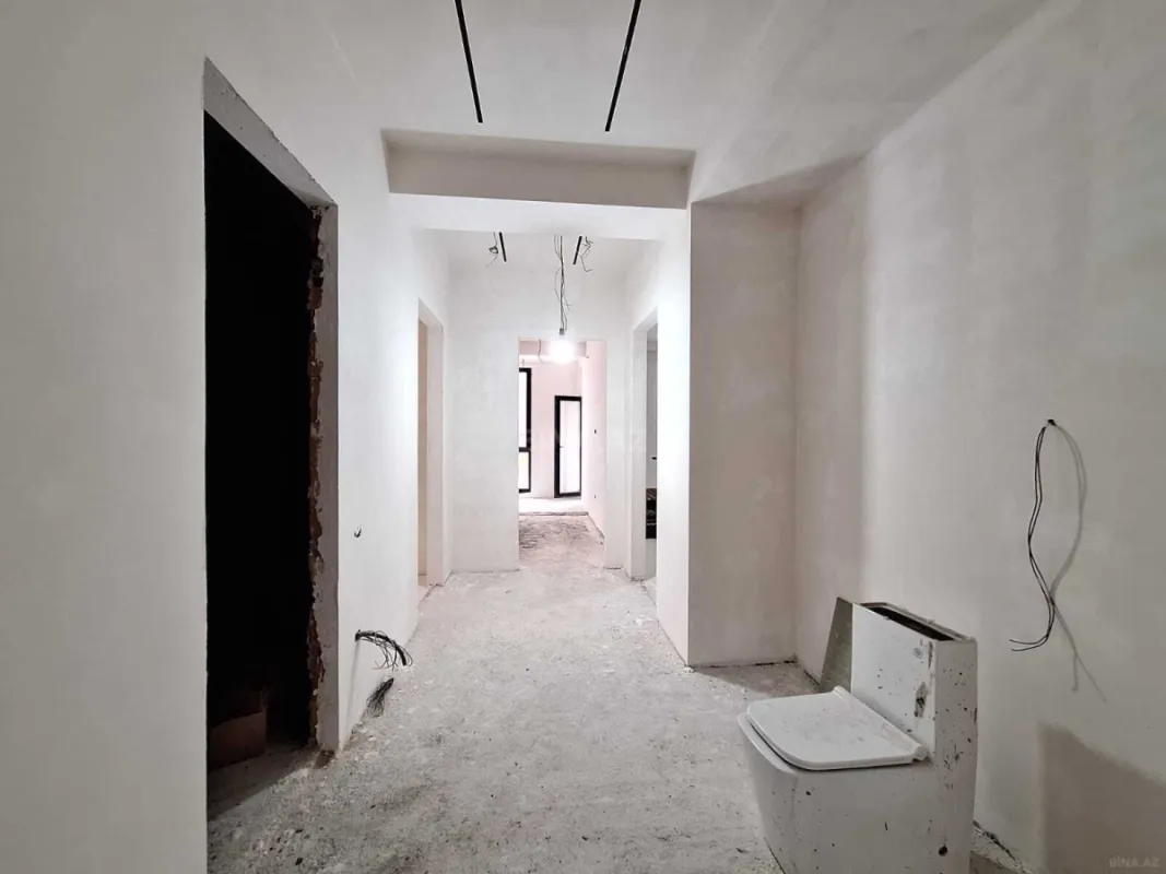 Satılır 2 otaqlı mənzil 145 m²