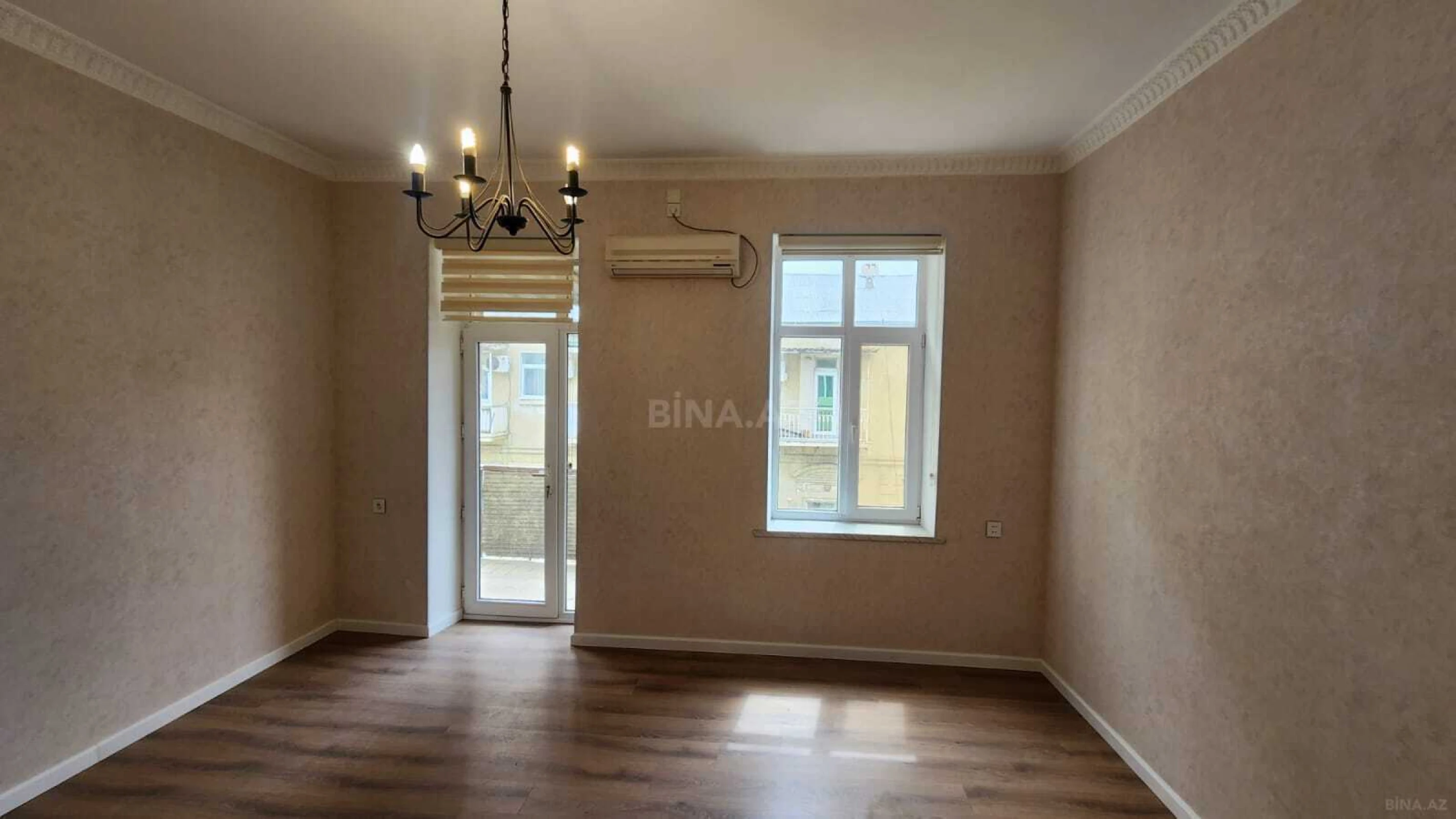 Satılır 2 otaqlı mənzil 55 m²