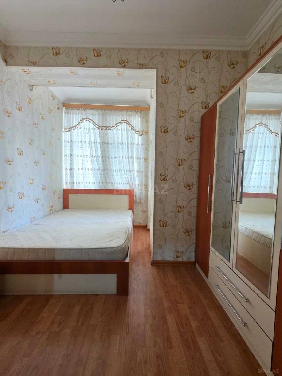 Kirayə verilir 2 otaqlı mənzil 55 m²