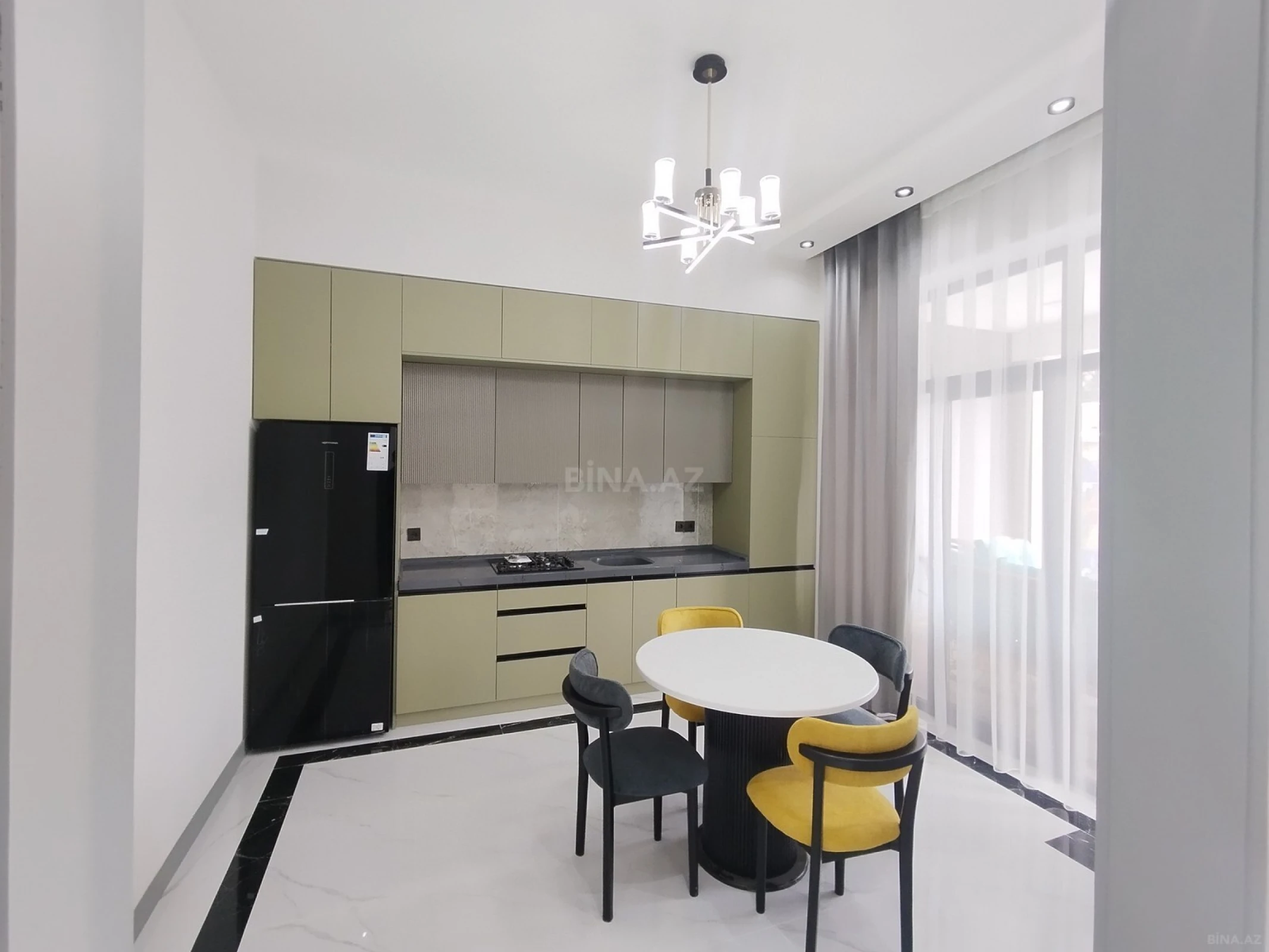 Satılır 4 otaqlı həyət evi 170 m²