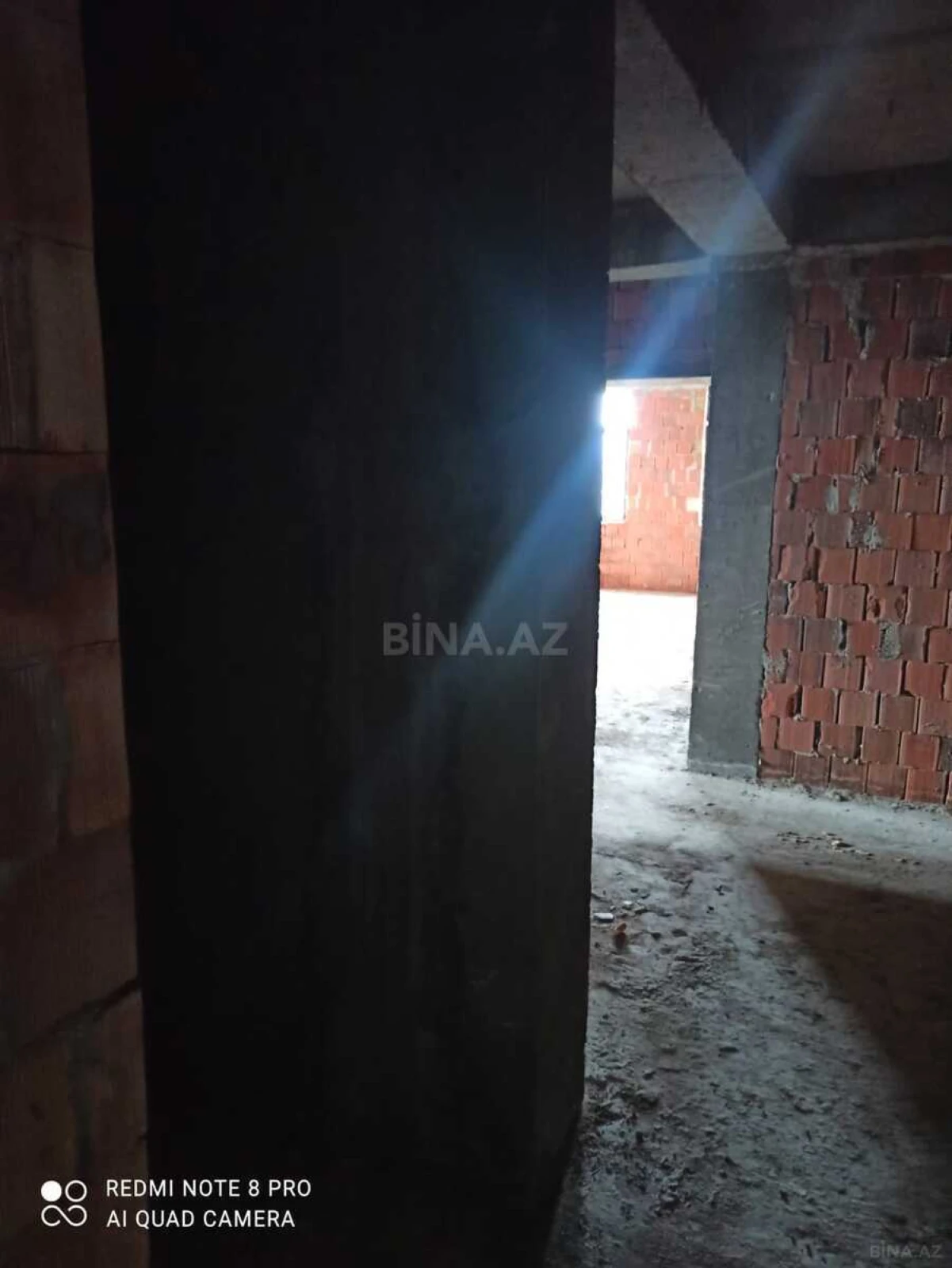Satılır 2 otaqlı mənzil 120 m²