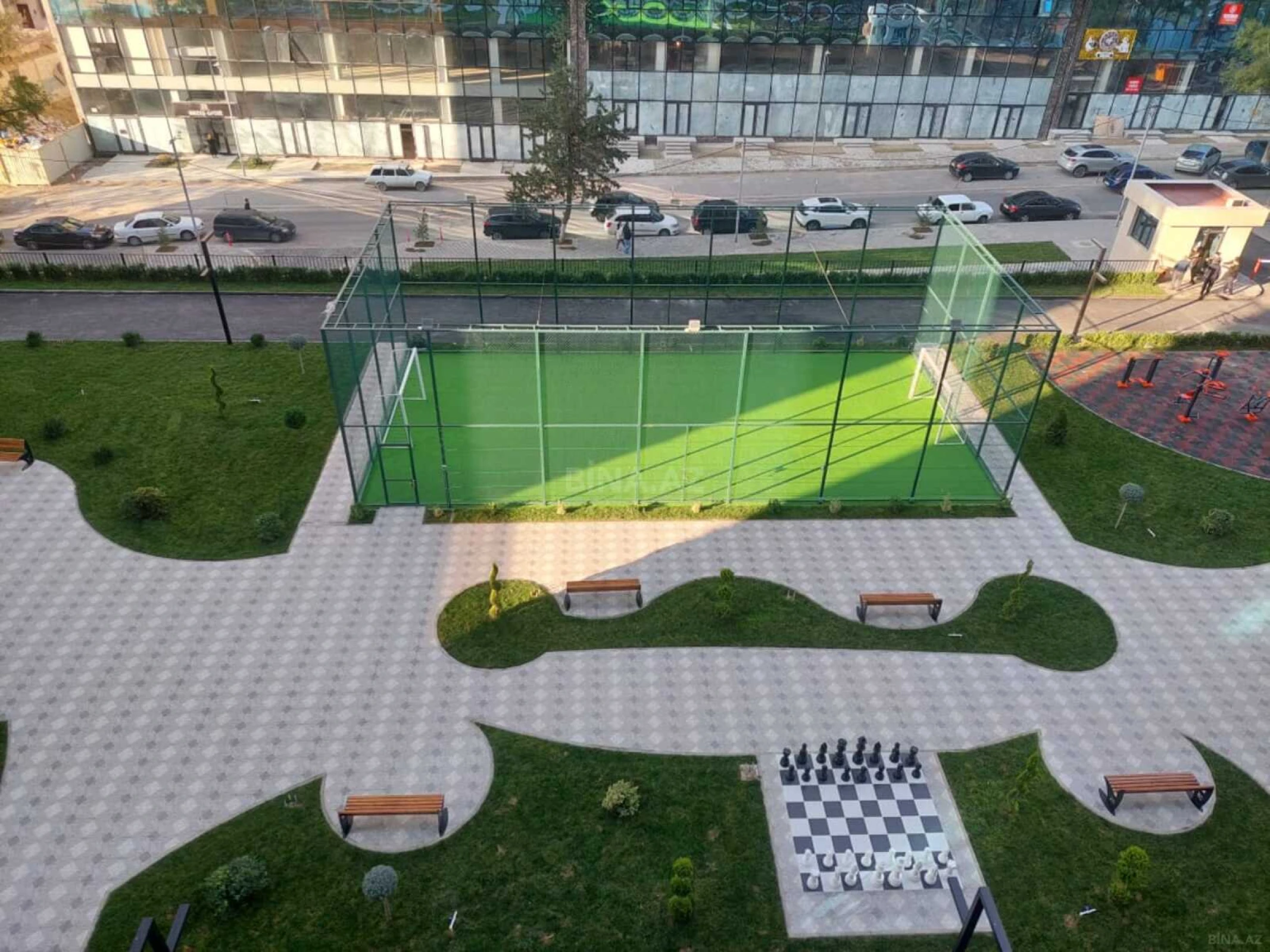 Satılır 4 otaqlı mənzil 150 m²