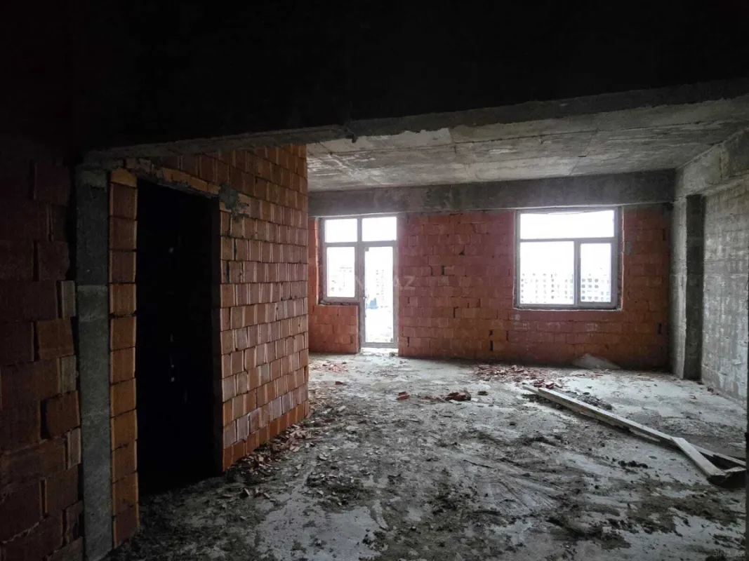Satılır 1 otaqlı mənzil 55 m²