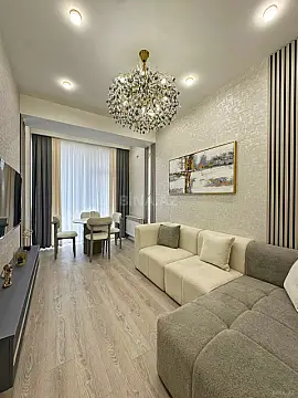 Satılır 2 otaqlı mənzil 61 m²