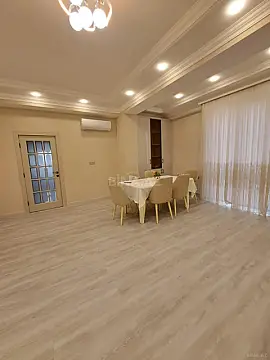 Kirayə verilir 3 otaqlı mənzil 130 m² — Bakı 3 otaq 130.00 m²