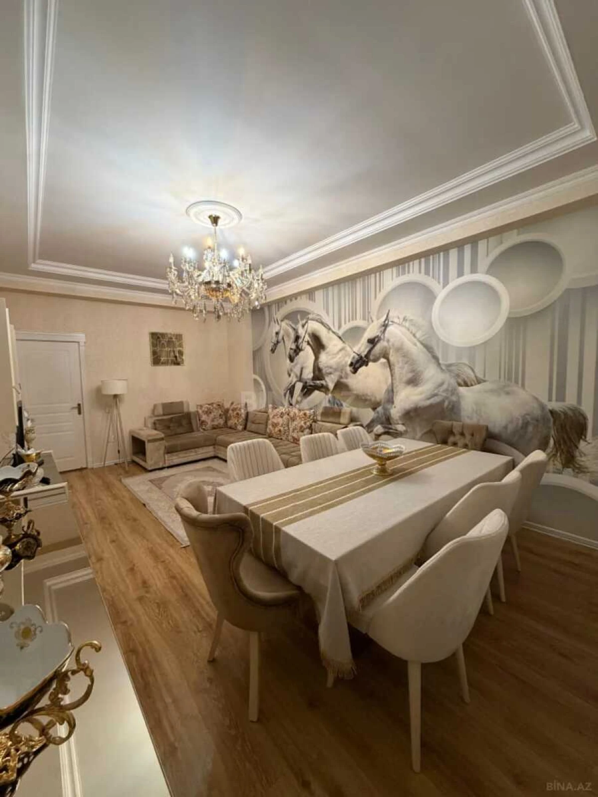 Satılır 3 otaqlı mənzil 123 m²