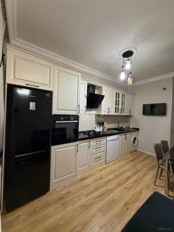 Satılır 3 otaqlı mənzil 123 m²