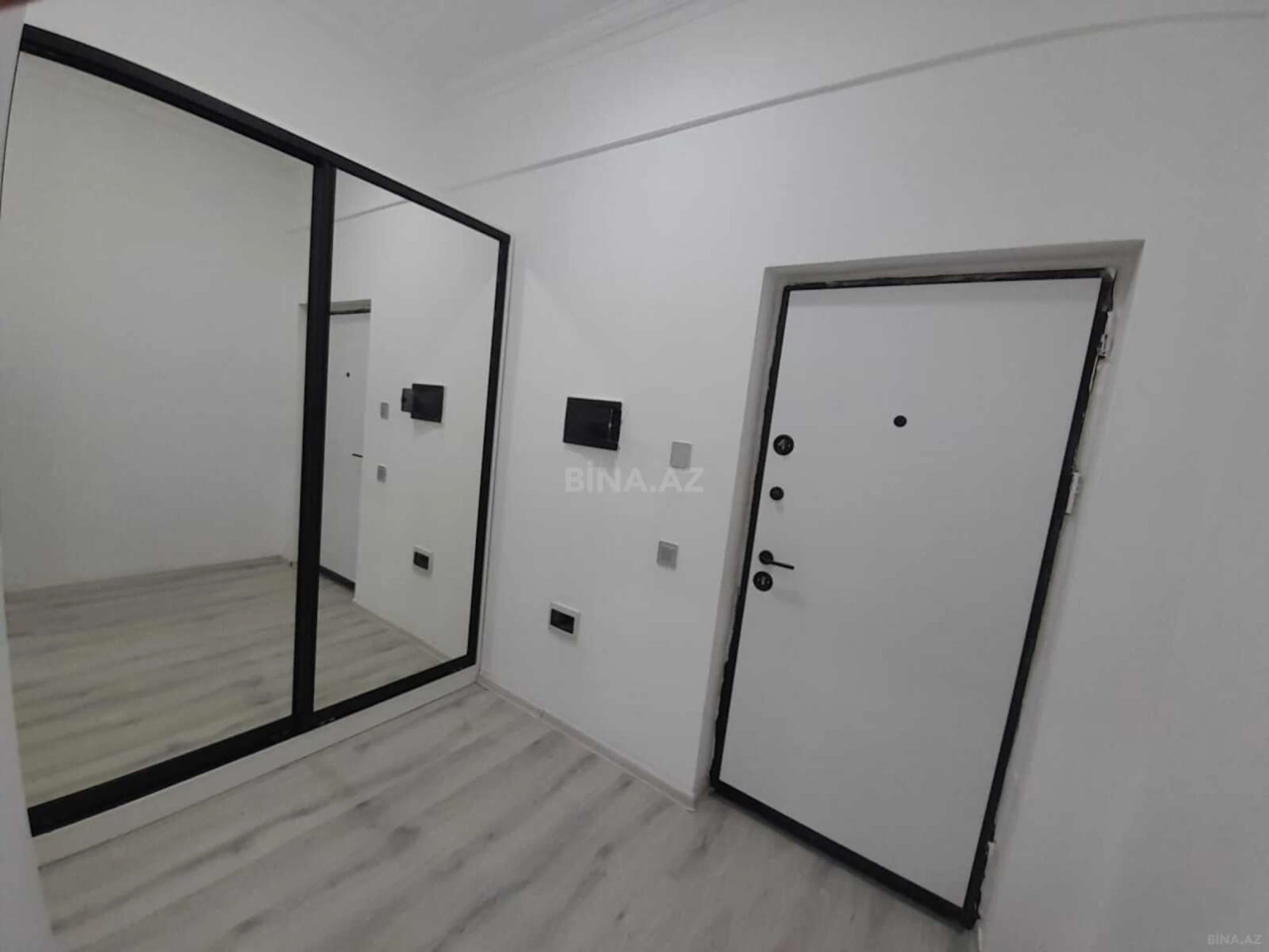 Satılır 2 otaqlı mənzil 58 m²