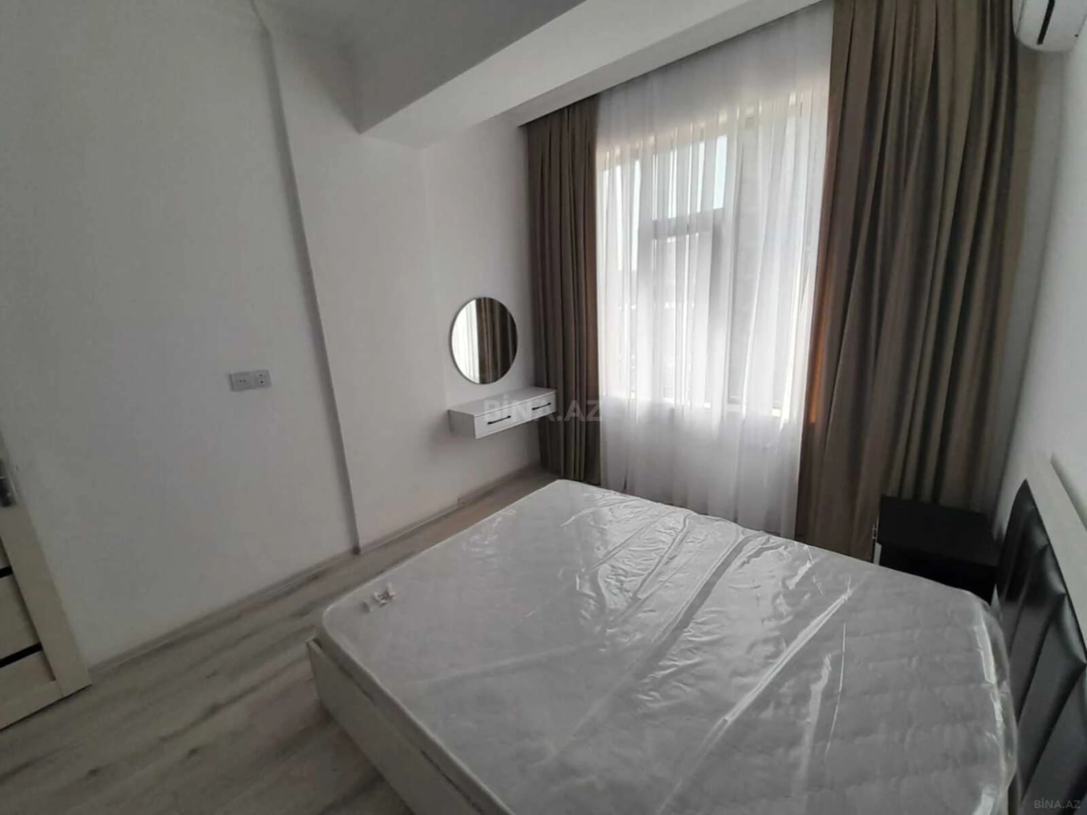 Satılır 2 otaqlı mənzil 58 m²