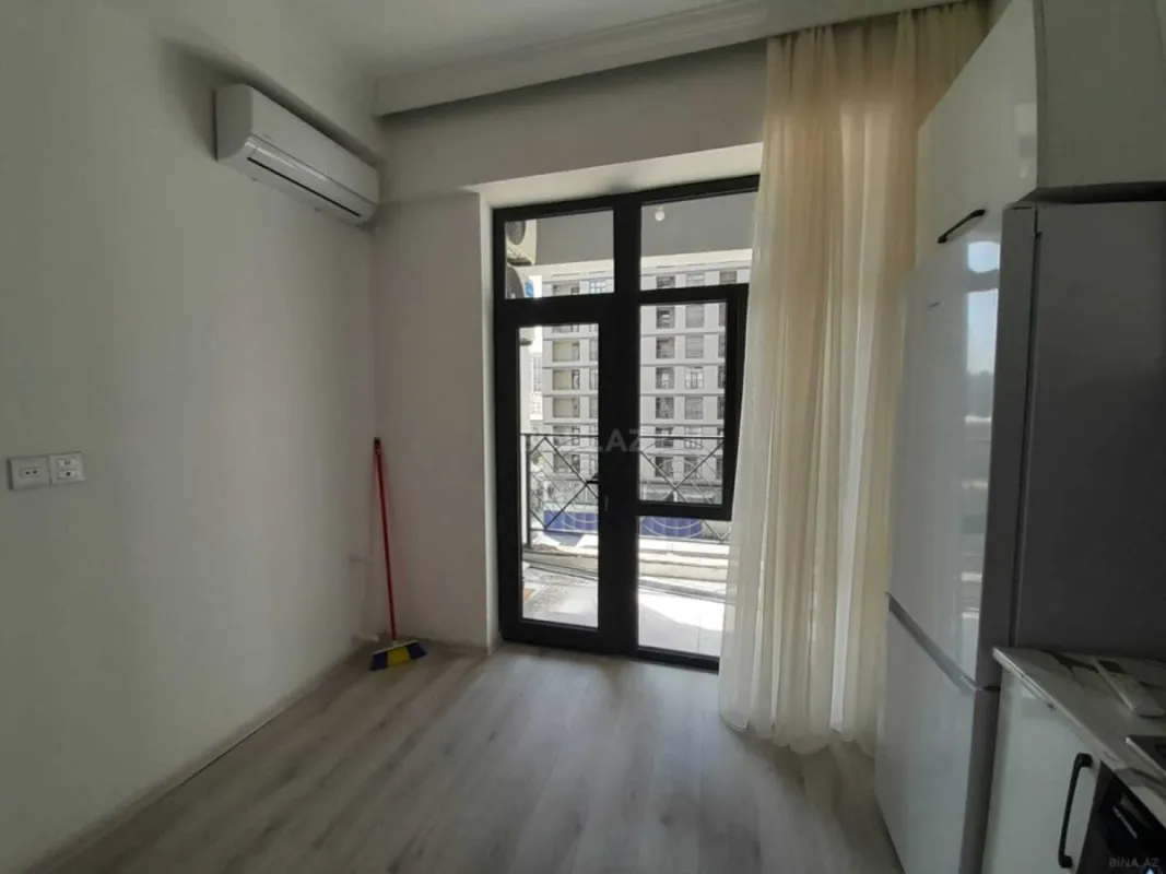 Satılır 2 otaqlı mənzil 58 m²