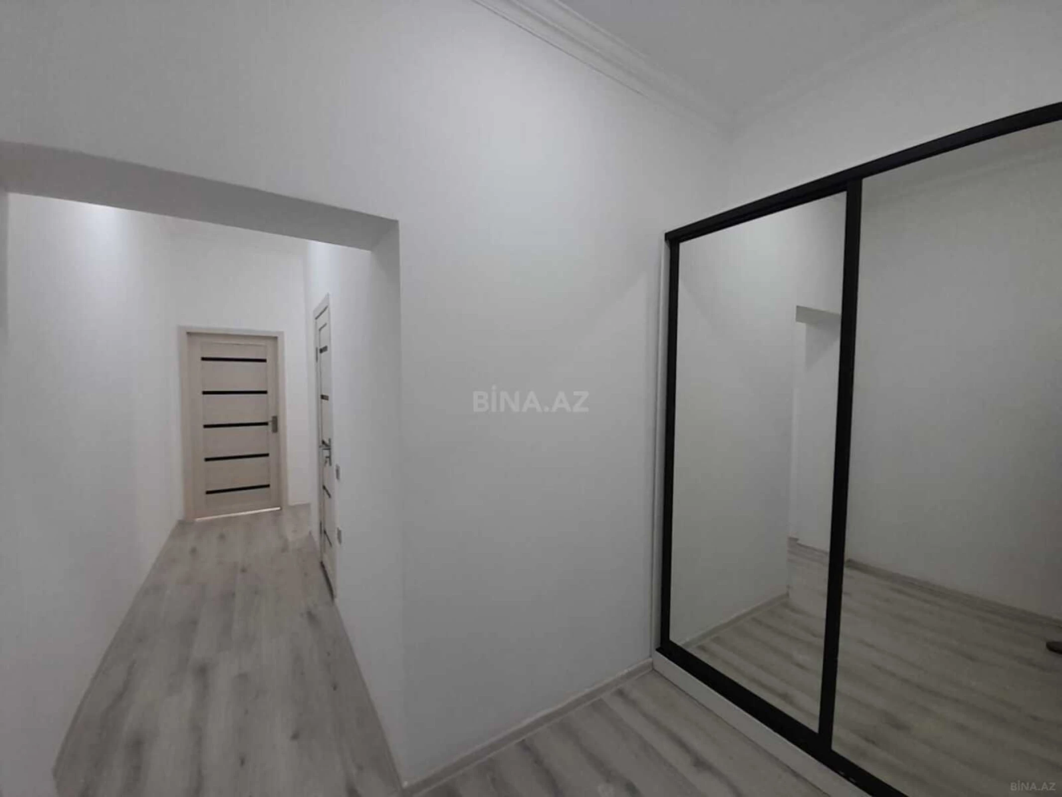 Satılır 2 otaqlı mənzil 58 m²