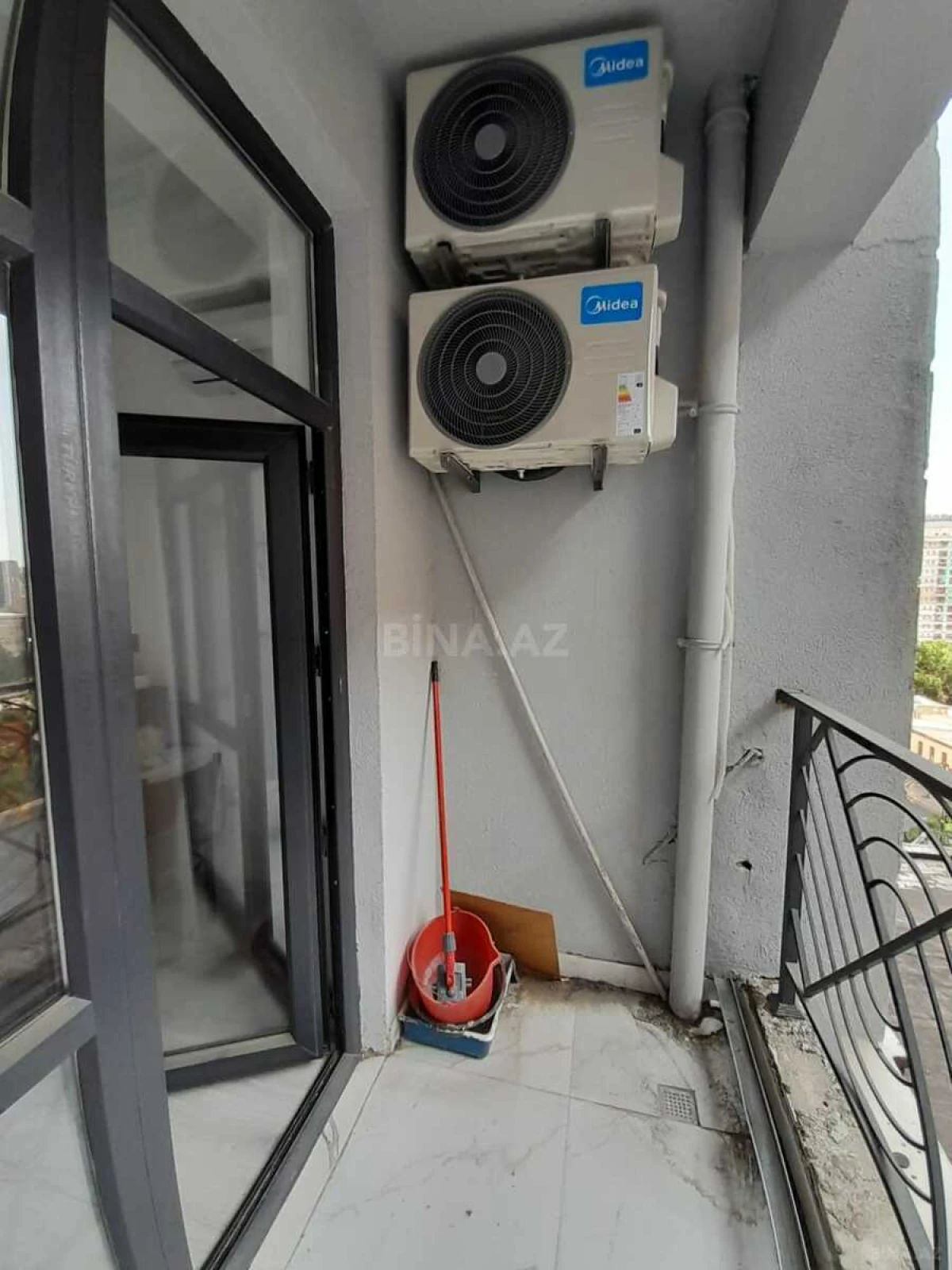 Satılır 2 otaqlı mənzil 58 m²