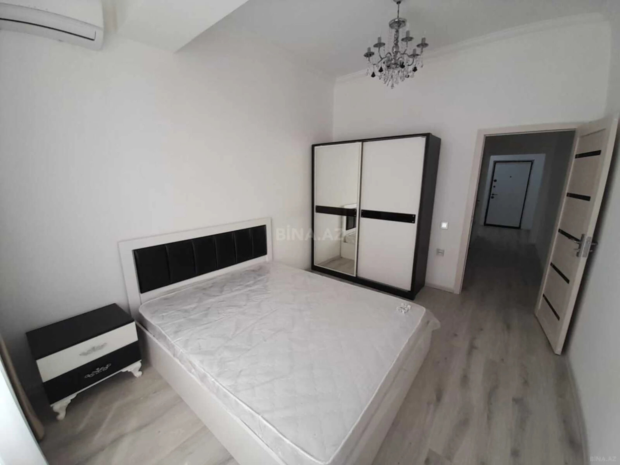 Satılır 2 otaqlı mənzil 58 m²