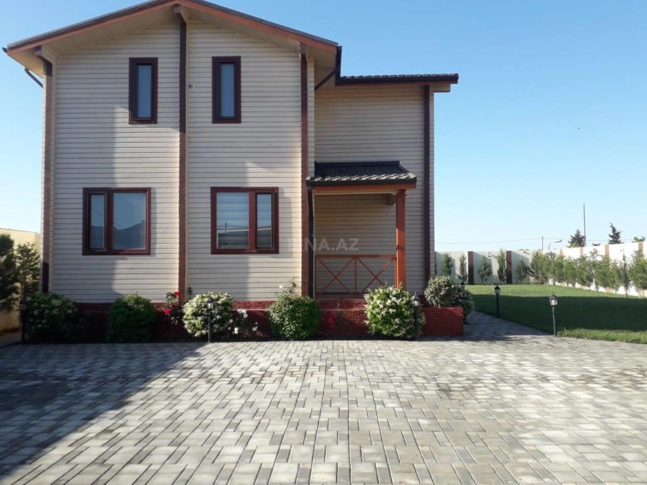 Kirayə verilir 4 otaqlı həyət evi 208 m²