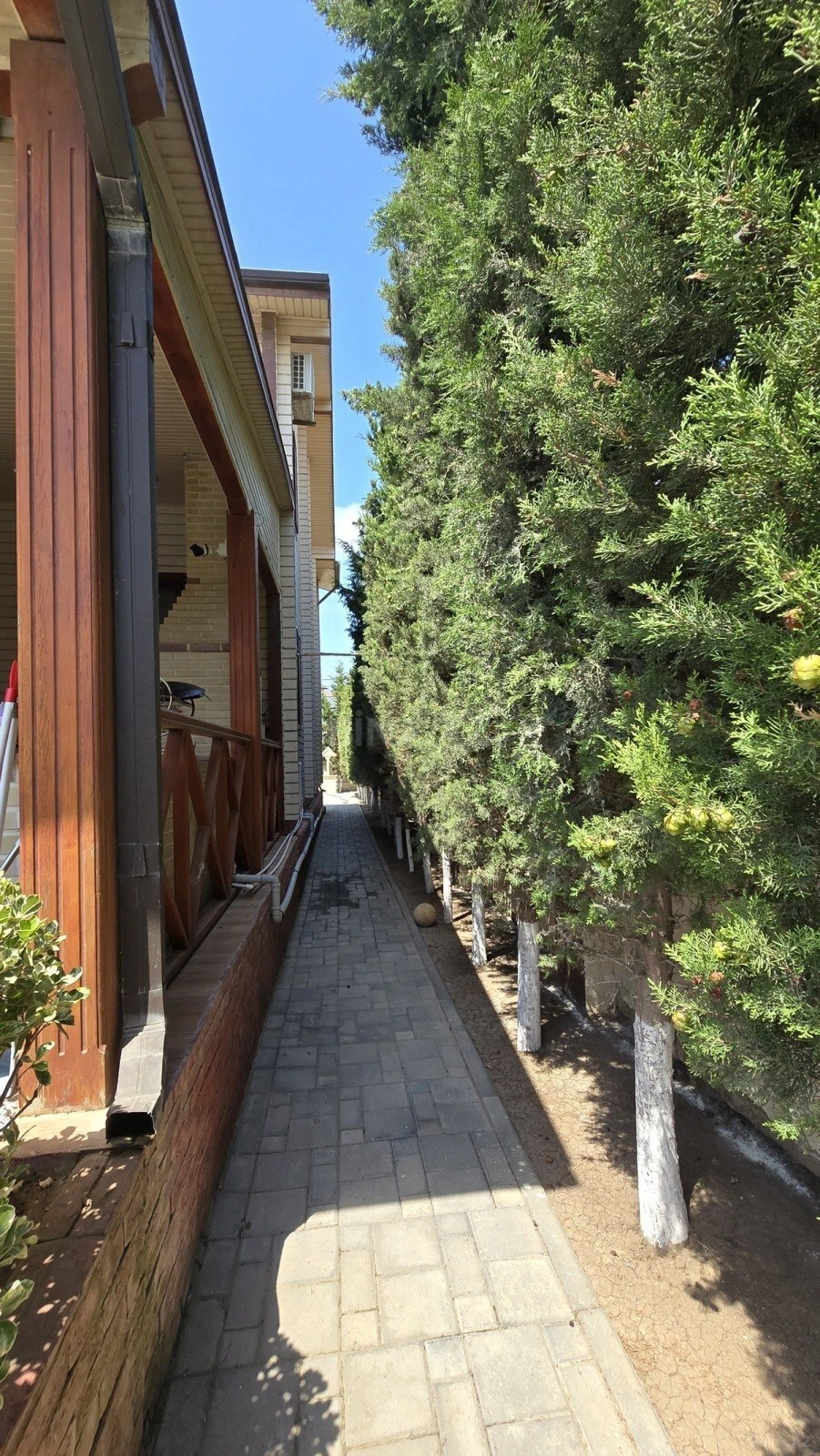 Kirayə verilir 4 otaqlı həyət evi 208 m²