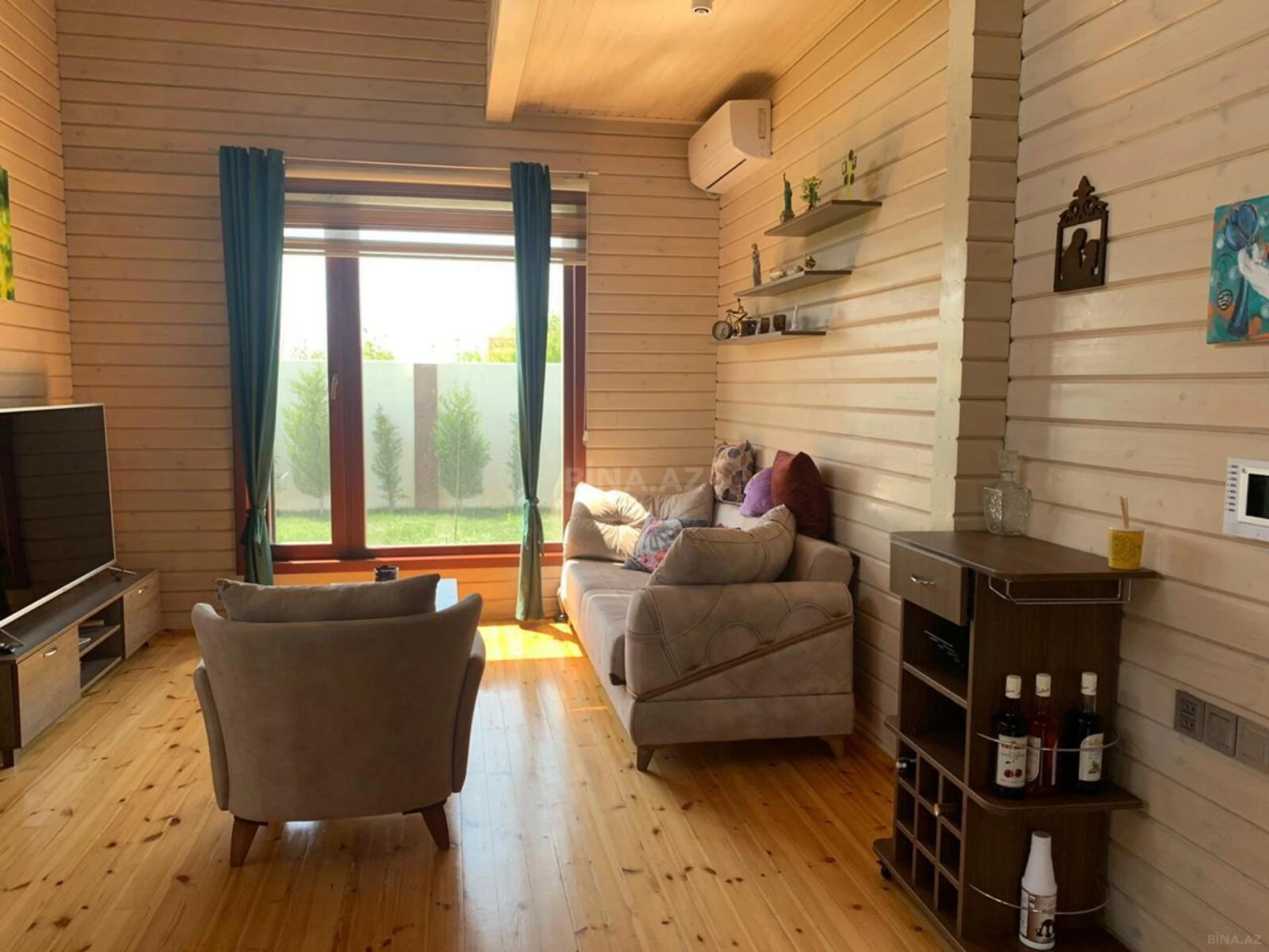 Kirayə verilir 4 otaqlı həyət evi 208 m²