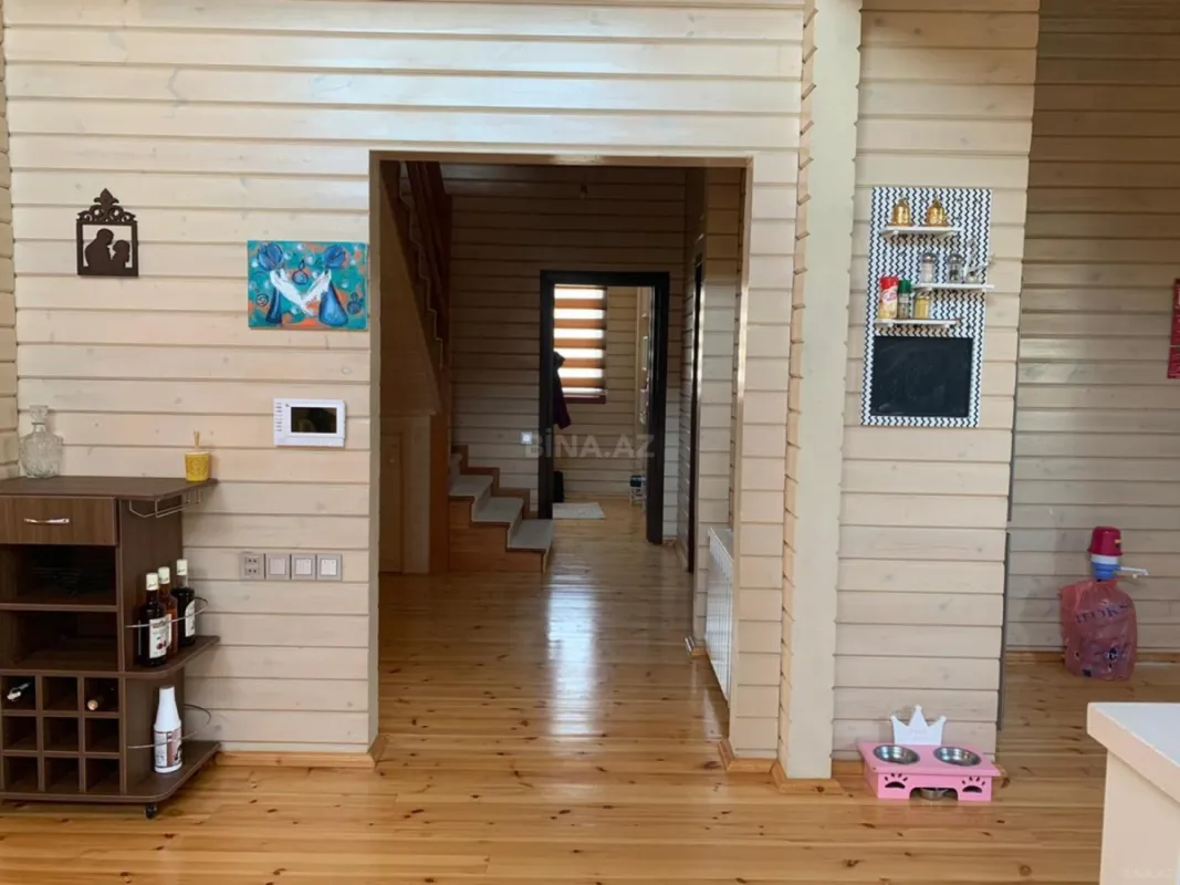 Kirayə verilir 4 otaqlı həyət evi 208 m²