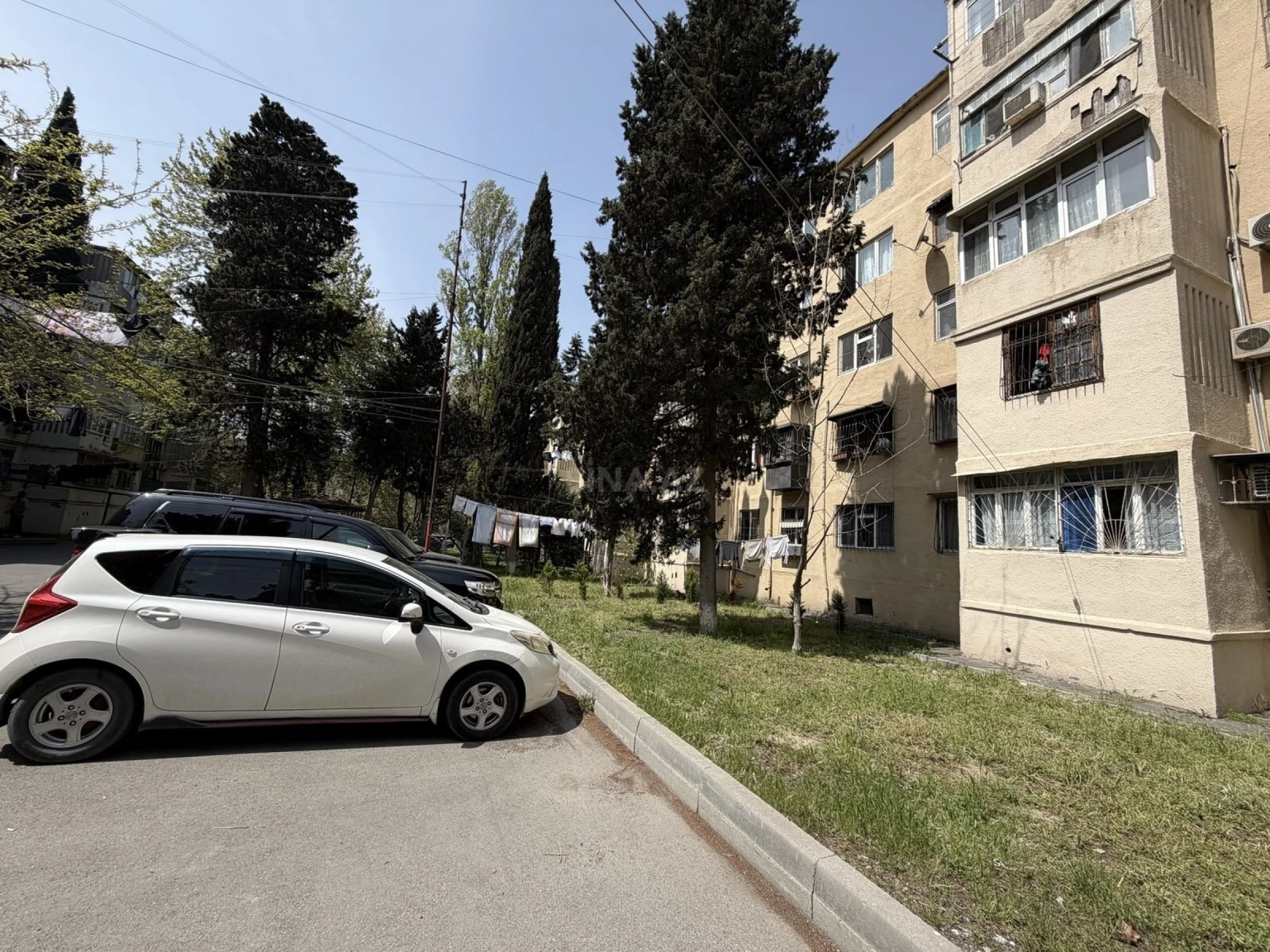 Satılır 1 otaqlı mənzil 40 m²