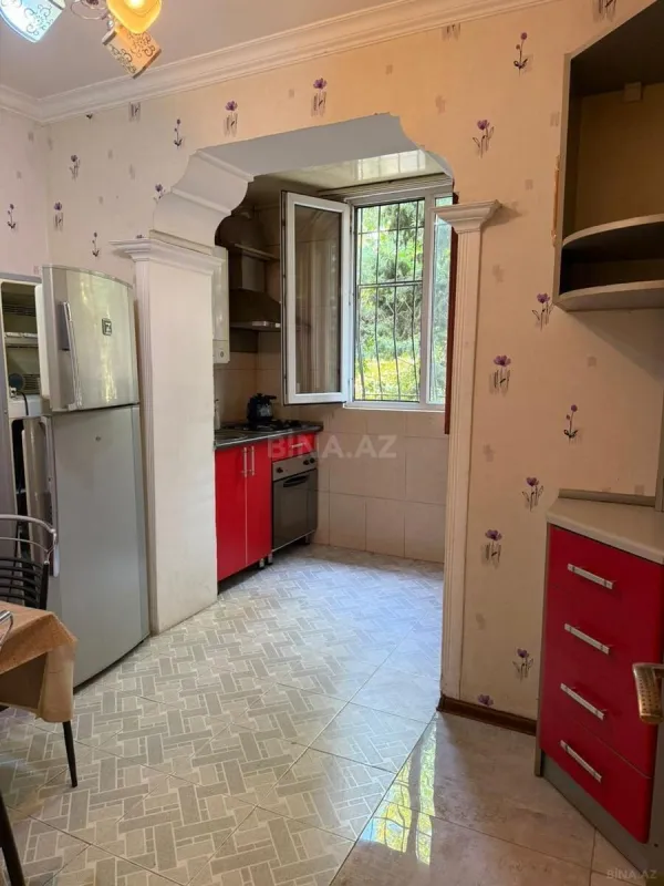 Kirayə verilir 3 otaqlı mənzil 100 m²