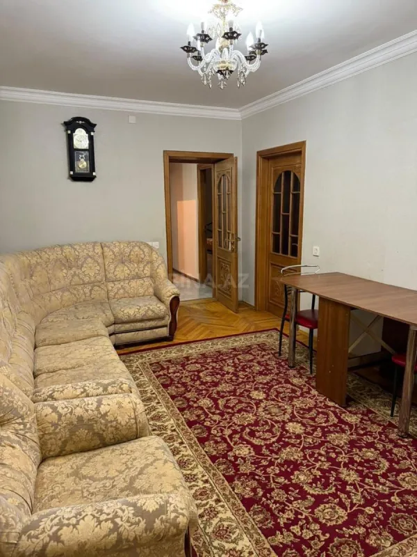 Kirayə verilir 3 otaqlı mənzil 100 m²
