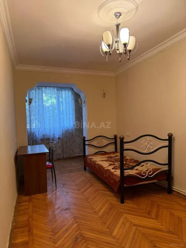 Kirayə verilir 3 otaqlı mənzil 100 m²