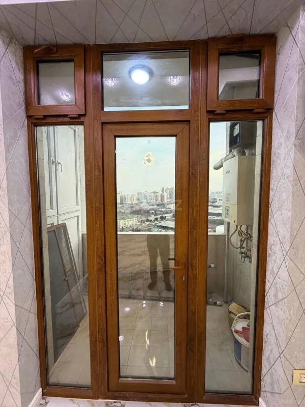 Satılır 4 otaqlı mənzil 132 m²