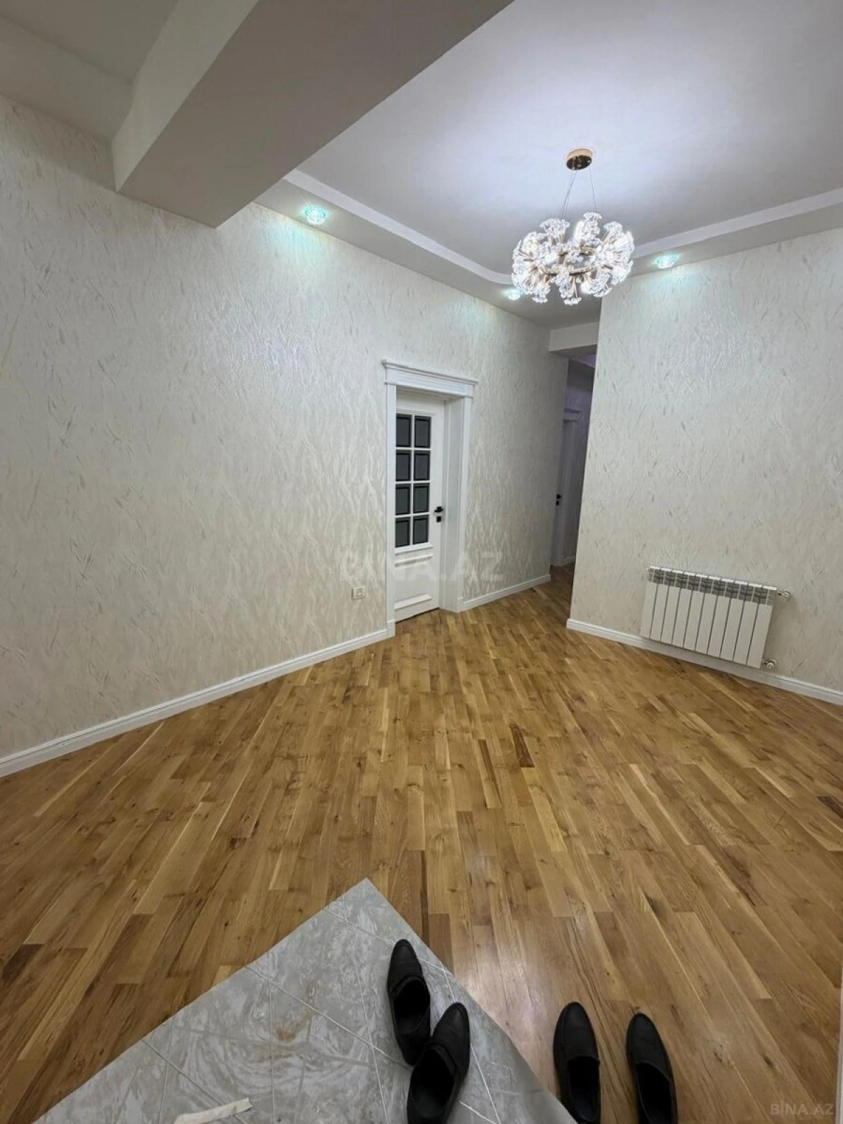Satılır 4 otaqlı mənzil 132 m²
