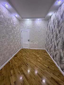 Satılır 4 otaqlı mənzil 132 m²