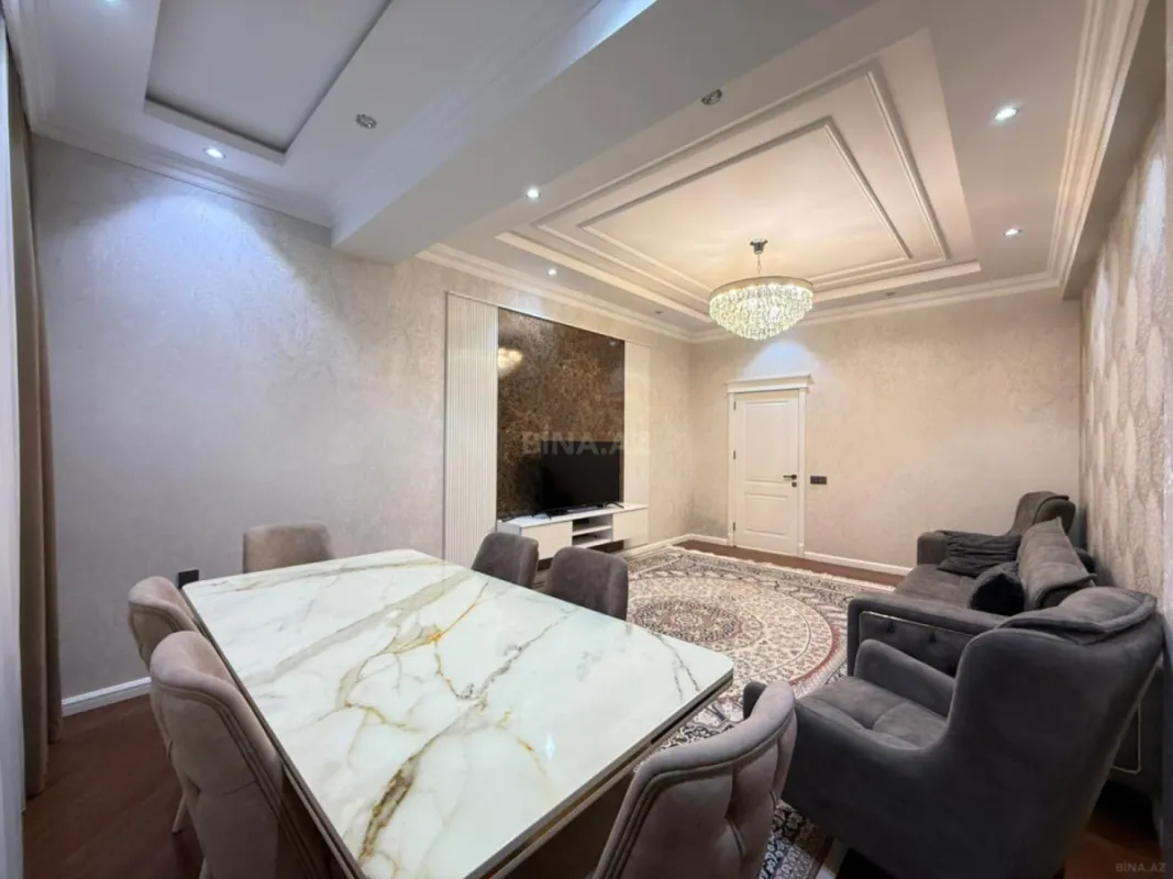 Satılır 3 otaqlı mənzil 120 m²