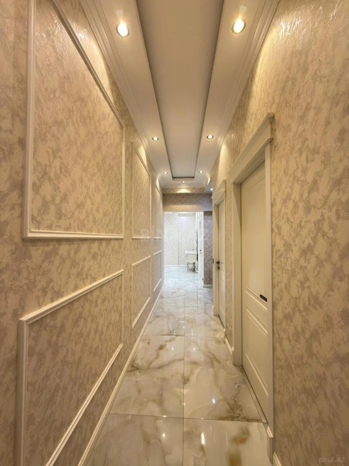 Satılır 3 otaqlı mənzil 120 m²