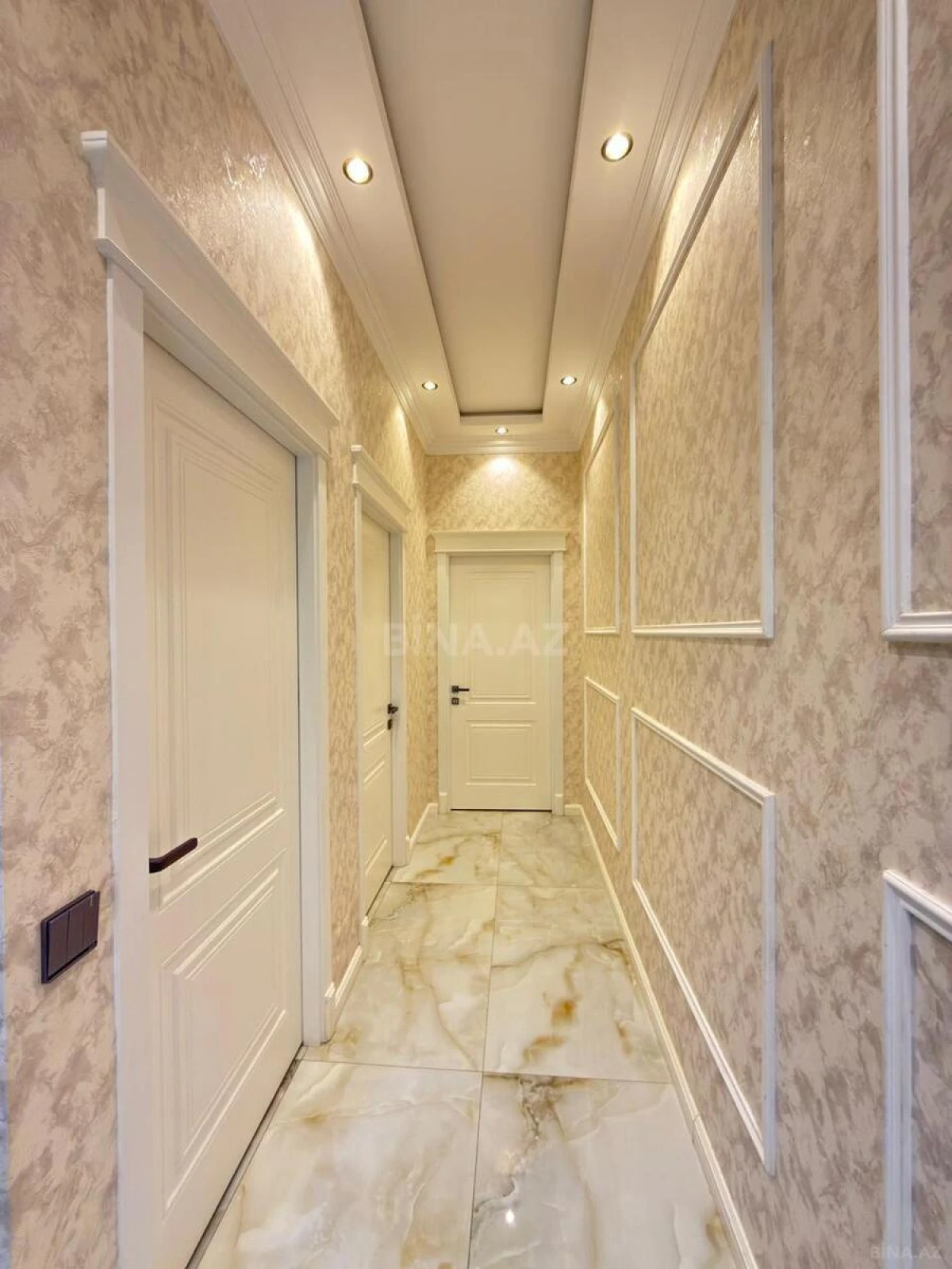 Satılır 3 otaqlı mənzil 120 m²